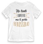 TeesBlitz T-Shirt divertente - Ho tanti difetti ma li porto benissimo - tee21-012